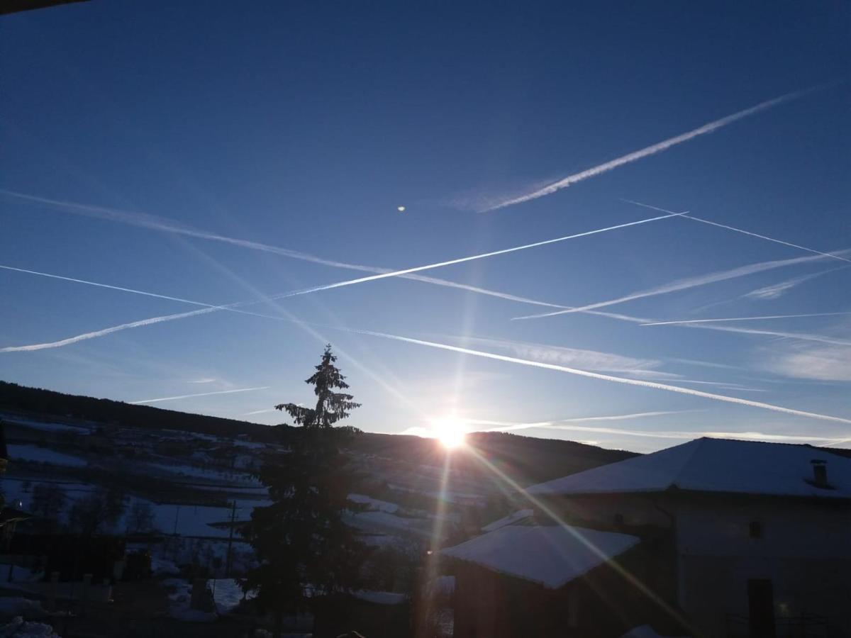 Appartamento Cologna Castelfondo ภายนอก รูปภาพ